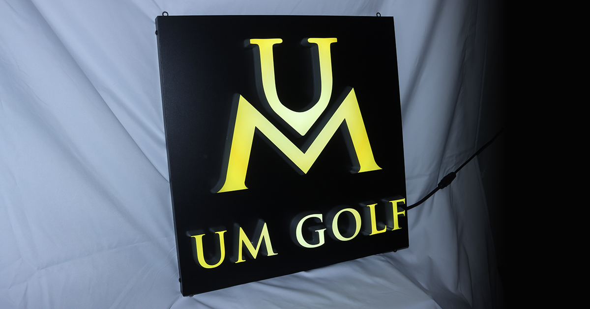 【看板製作例のご紹介】チャンネル文字/前面発光タイプ（一体型）